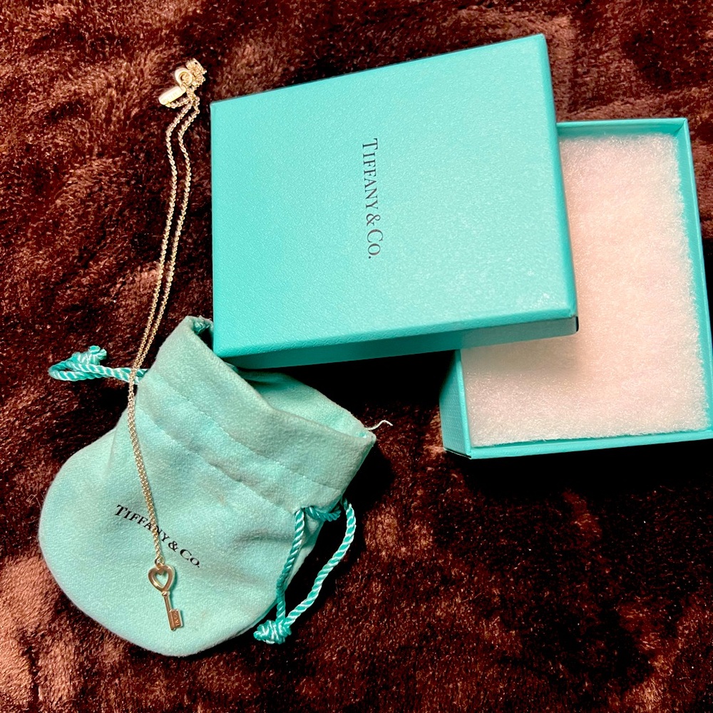Authentic Tiffany & Co. Sterling Silver .925 Heart Key Pendant Necklace